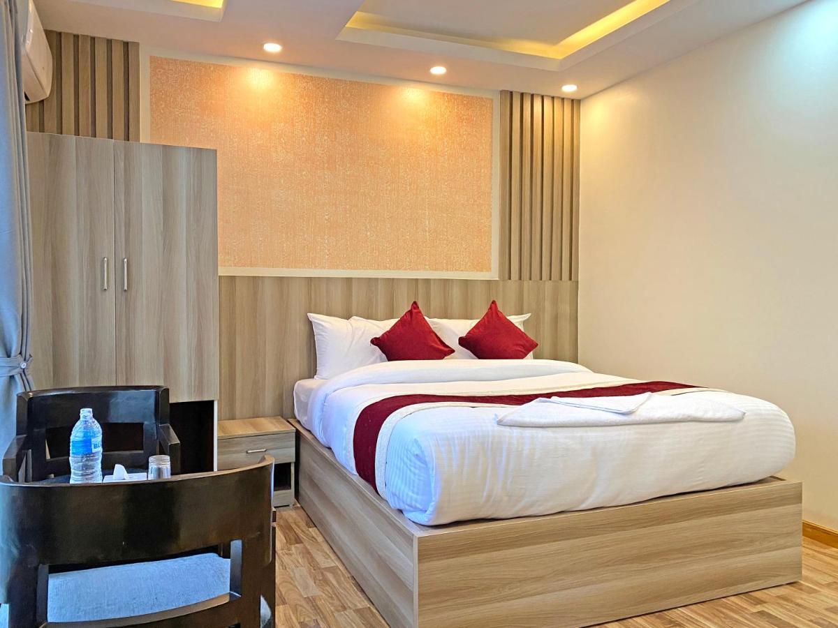 Hotel Royal Emperor Kathmandu Exterior foto